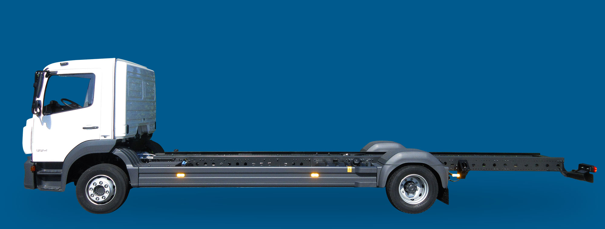 Fahrzeug mit Aufbau
